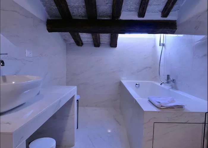 Luxury Appartament Trevi * Рим